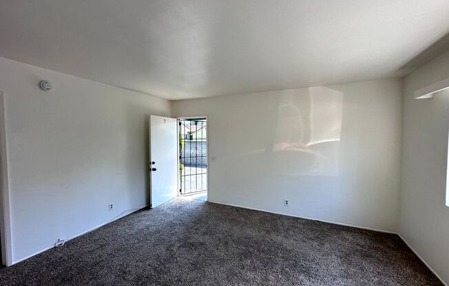 2 beds, 1 bath, $1,750