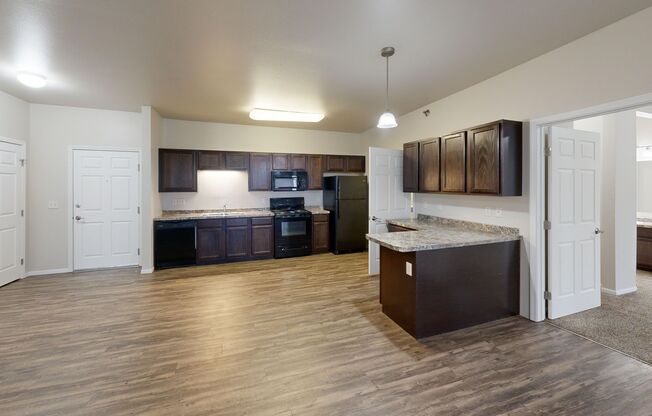 2 beds, 2 baths, 1,375 sqft, $1,325, Unit 1305-100