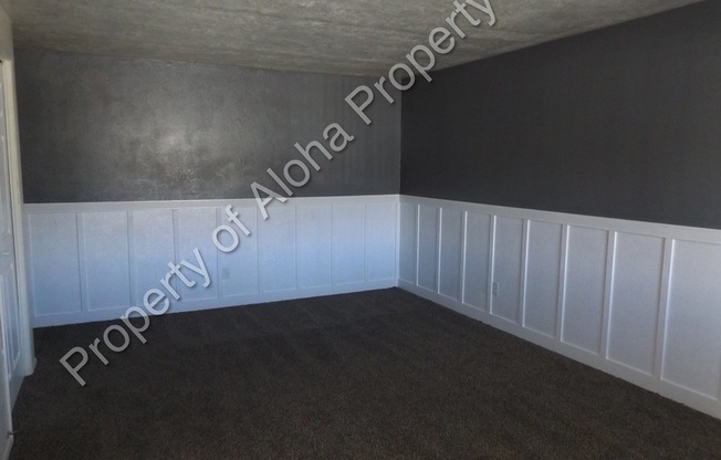 1115 N ARTHUR LN