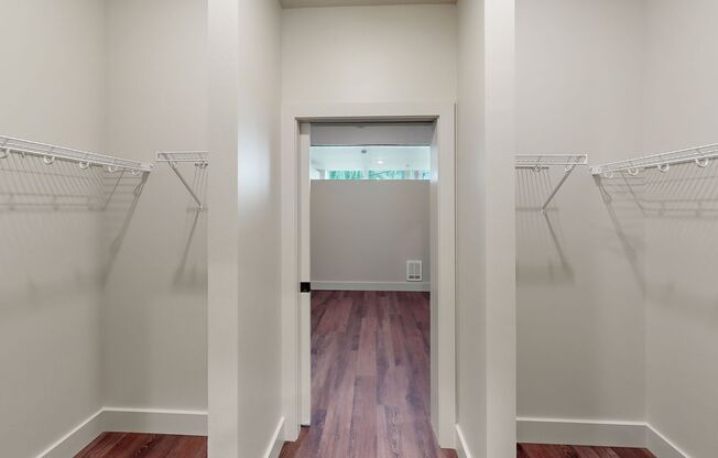 1 bed, 1 bath, 580 sqft, $2,855, Unit 208