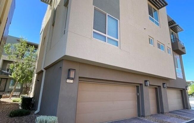 10971 Limeslice Ave ! 3 Bed / 2 1/2 Bath Summerlin Condo ! RENT SPECIAL !