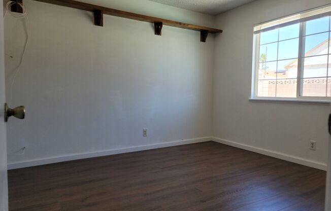 4 beds, 2 baths, $2,500
