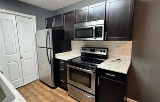 2 beds, 1 bath, $1,320