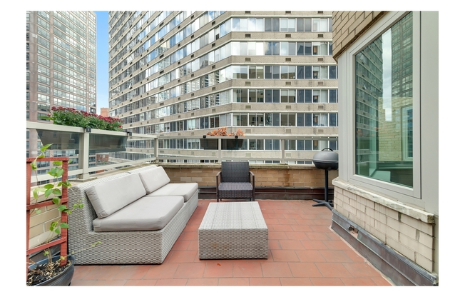 411 E 53 ST