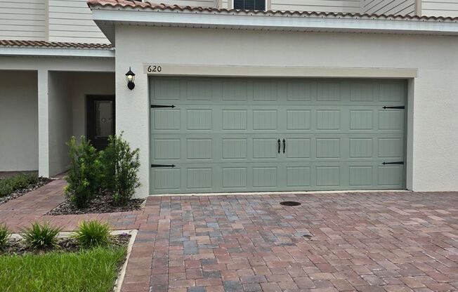 A stunning NEWLY BUILT HOME in Kissimmee, FL Move in Ready!