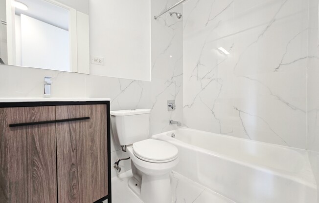 3 beds, 2 baths, $10,995, Unit 31C
