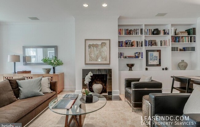 2503 I ST NW