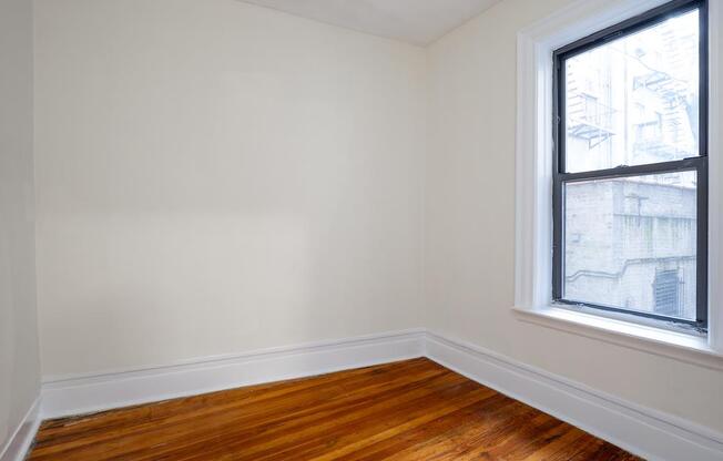 206 W 99 ST