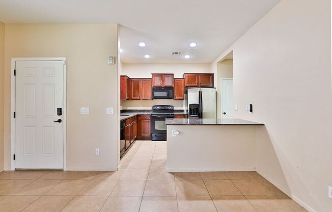 3 bed/2.5 bath Condo in Gilbert’s Lofts in Power Ranch