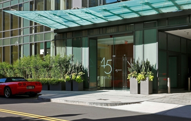 1 bed, 1 bath, 691 sqft, $4,000, Unit 1207