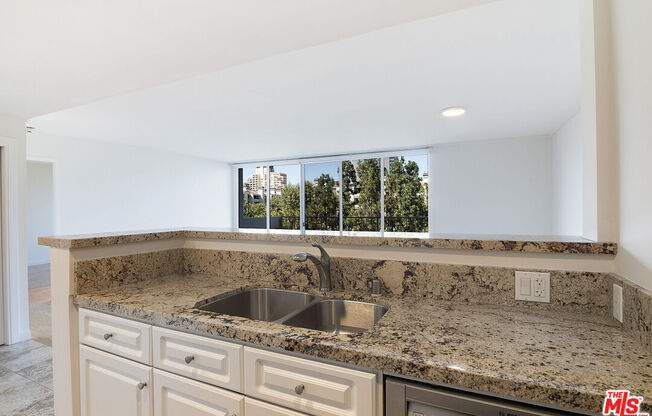 2 beds, 2 baths, 1,080 sqft, $4,850, Unit 708