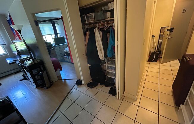 1 bed, 1 bath, $850, Unit 315