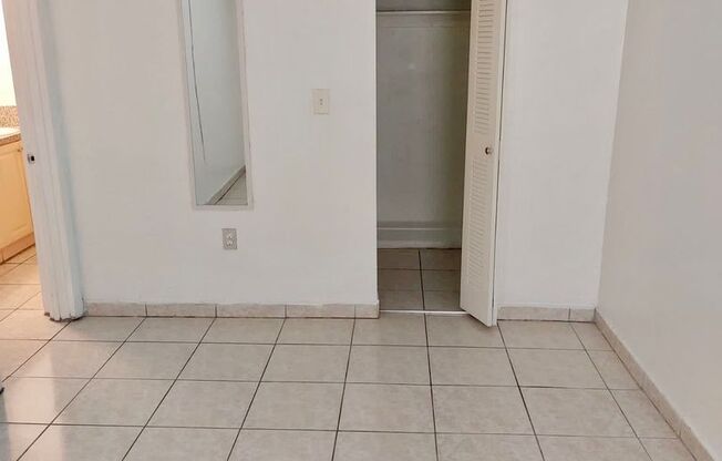 1 bed, 1 bath, $1,750, Unit C07