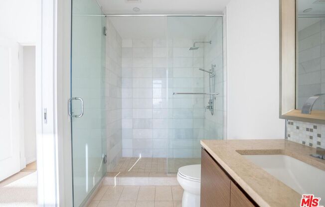 2 beds, 3 baths, 2,010 sqft, $8,500, Unit 37B