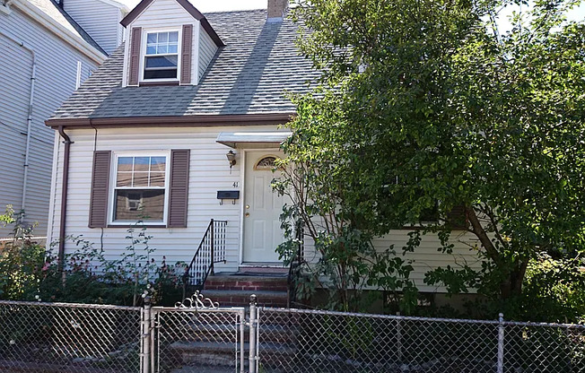 41 SAYBROOK RD