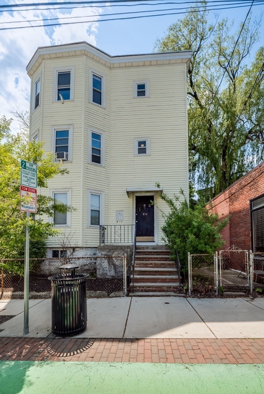 354 BEACON