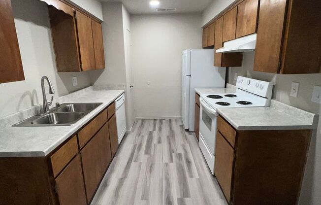 2 beds, 1 bath, 986 sqft, $1,550, Unit 124