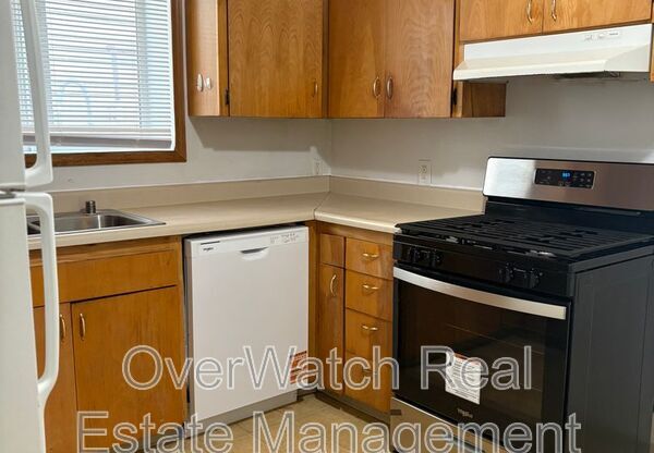 1509 W 45 AVE