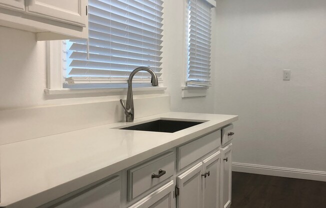 Studio, 1 bath, 520 sqft, $1,550, Unit 313 1/2