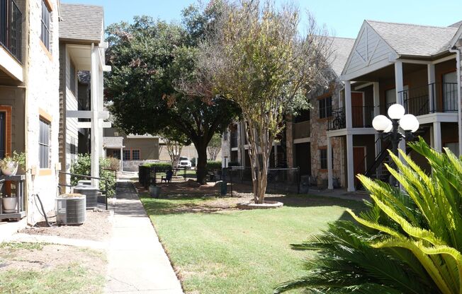 2 beds, 2 baths, 716 sqft, $1,199, Unit 7206