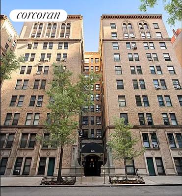 1 bed, 1 bath, $3,700, Unit 318