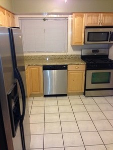 2 beds, 1 bath, $1,650, Unit unit 1W