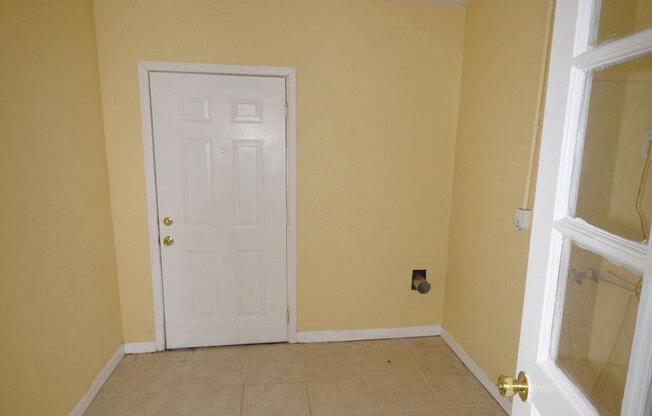 3 beds, 2 baths, $1,997