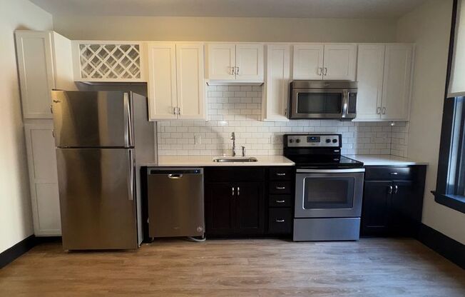 Flatiron Apts. (1722 St. Mary&#39;s Ave.)