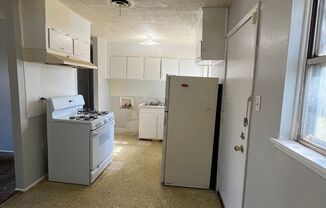 4 beds, 1 bath, $1,250