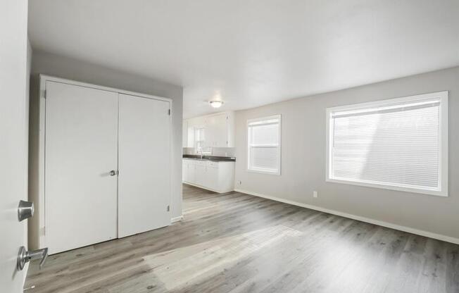 3809 South Thompson Avenue - 3