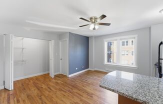 Studio, 1 bath, 250 sqft, $1,275, Unit 7450-32