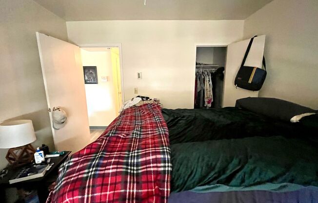 1 bed, 1 bath, $895, Unit 613