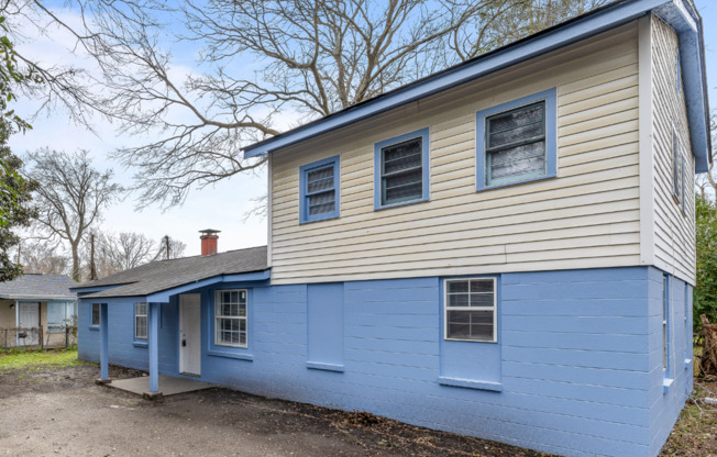 Spacious & Fully Renovated Prime North Charleston Location – Pre-Leasing Now!