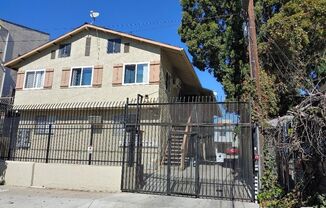 5419 Harold Way