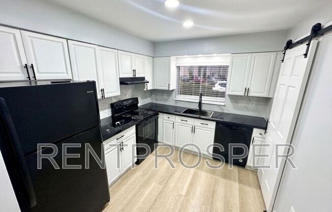 4267 S SEMORAN BOULEVARD