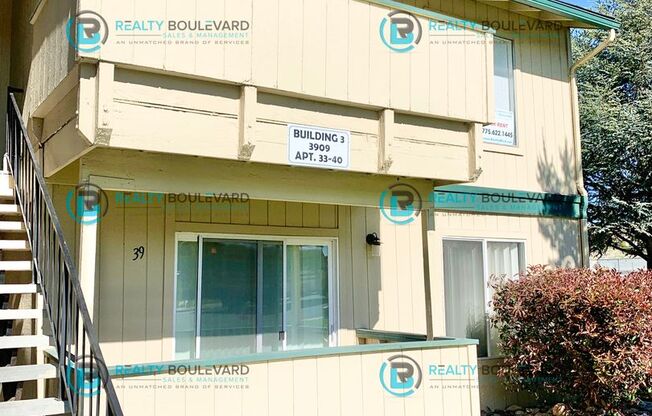 1/2 Month Free! Great 2 Bedroom 1 Bathroom Apartment Near TMCC!!! Private Balcony, Laundry, Pool & Community Amenities