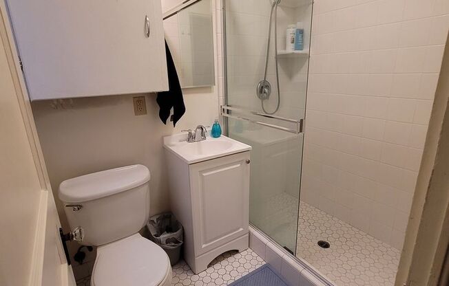 1 bed, 1 bath, $1,450