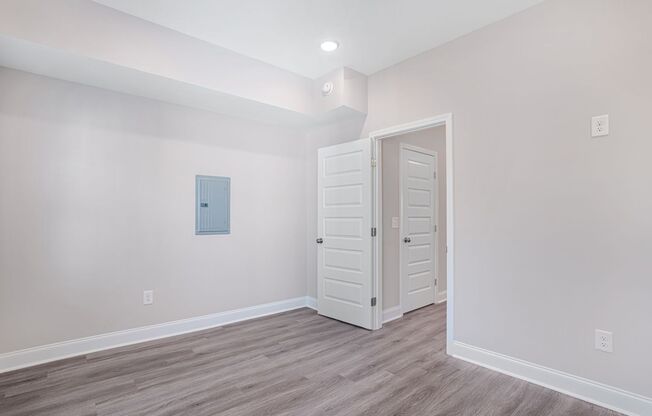 2 beds, 2.5 baths, 1,300 sqft, $1,400, Unit 35