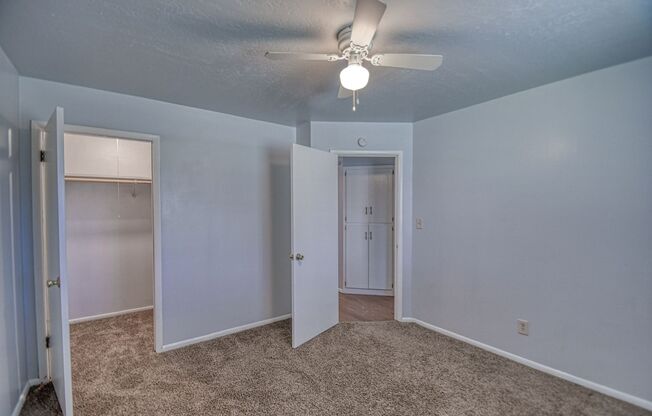 2 beds, 1 bath, $1,050