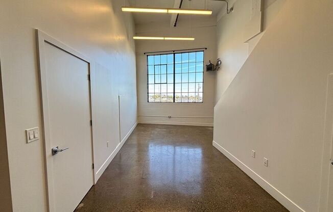 5701 INTERNATIONAL BLVD