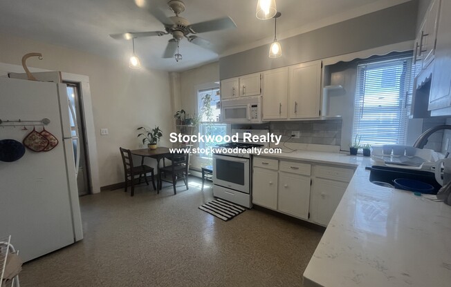 62 BROOKSIDE AVE