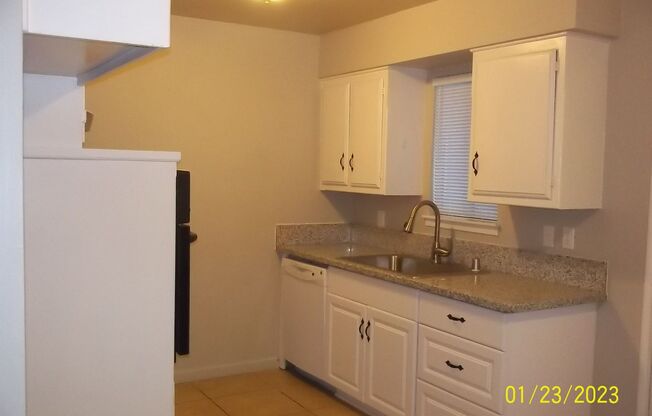 2 beds, 1 bath, 793 sqft, $1,700, Unit 8855