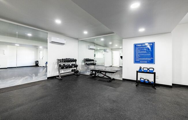 2 beds, 1 bath, 850 sqft, $1,350, Unit 26-C1