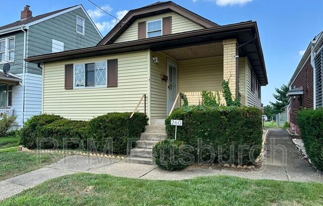 260 W MARIGOLD ST