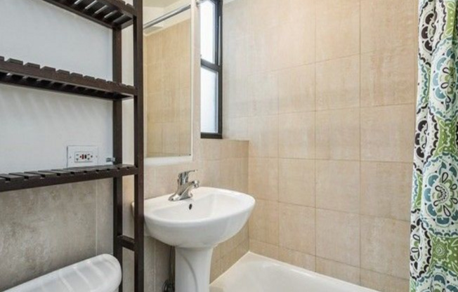 1 bed, 1 bath, 465 sqft, $1,695, Unit 4630-2J