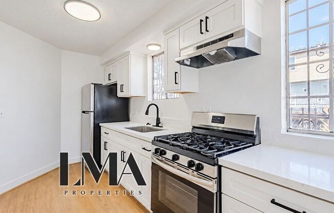 240 W 101 ST