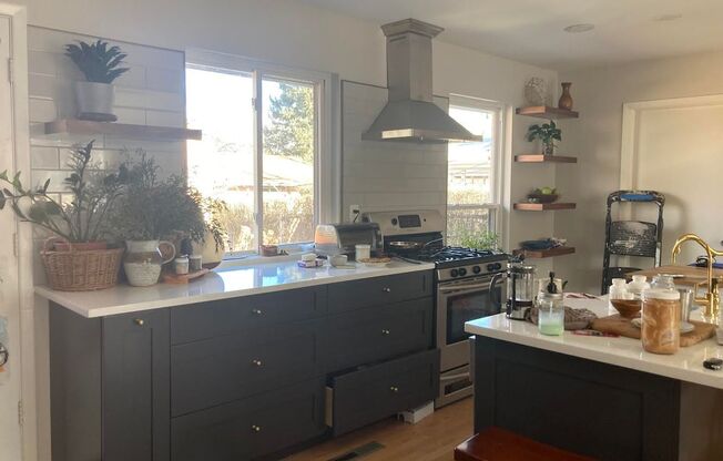 South Boulder 3B 2Ba Gem! Available August 15!