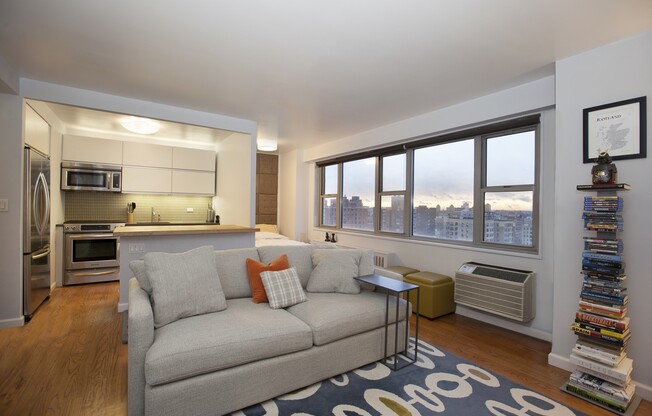 Studio, 1 bath, 516 sqft, $3,500, Unit 19-E