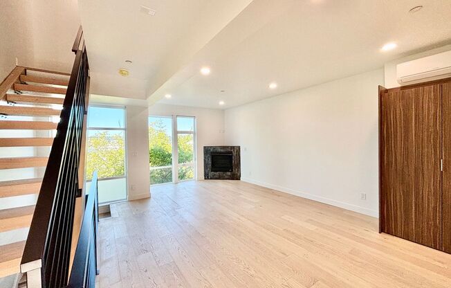 2025 Built Queen Anne Townhome with Rooftop & Water Views