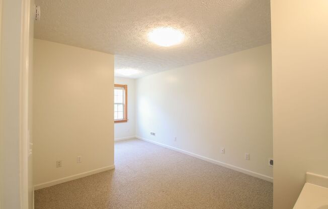 2 beds, 2 baths, 1,850 sqft, $2,285